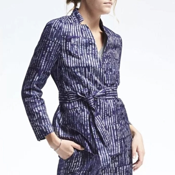 Banana Republic Piece & Co. Silk Blend Batik Abstract Belted Blazer Art to Wear - Picture 3 of 10